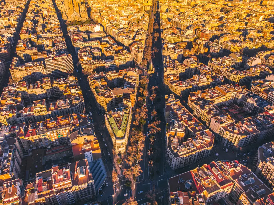 Barcelona. M&aacute;s im&aacute;genes en <a href="https://depositphotos.com/es/" target="_blank" rel="noopener noreferrer">Depositphotos Espa&ntilde;a</a>.
    </figcaption>
  </figure>