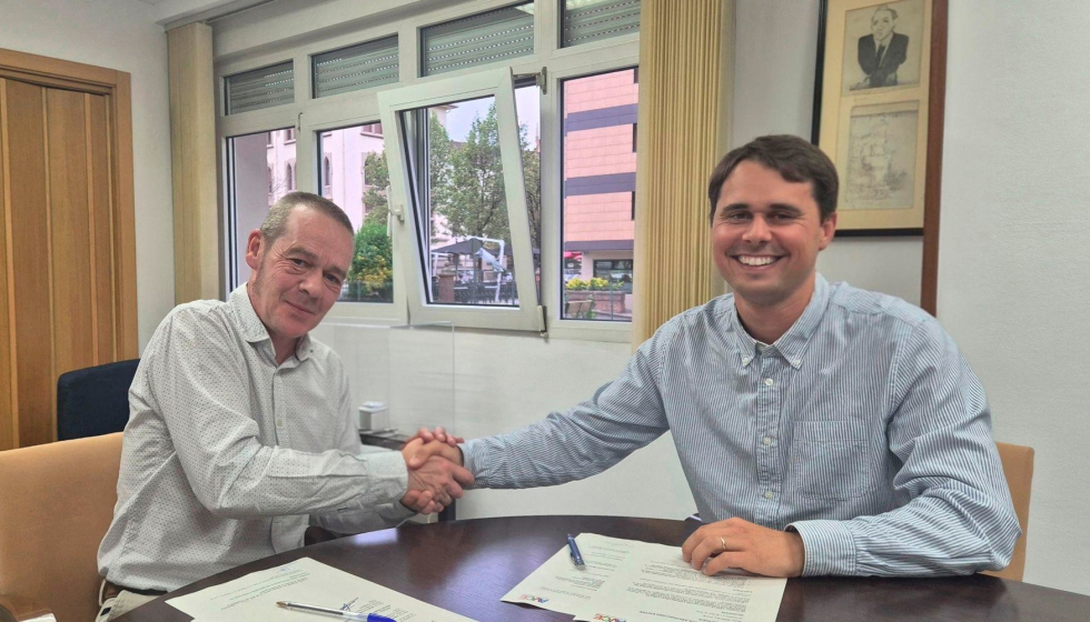 Firma del acuerdo entre ambas entidades